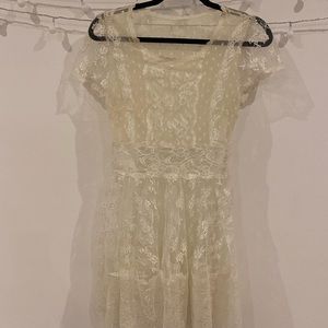 TOPSHOP off white lace dress festival Coachella with side zip